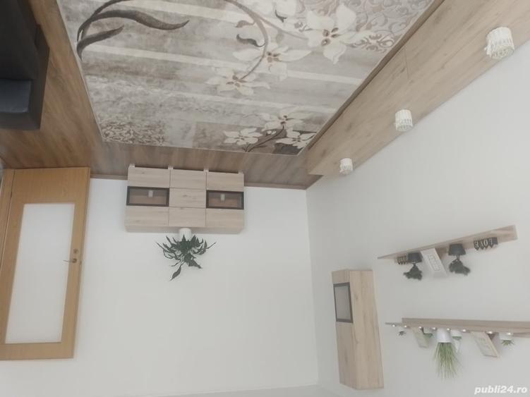 Apartament cu 3 camere decomandat în Sânmartin