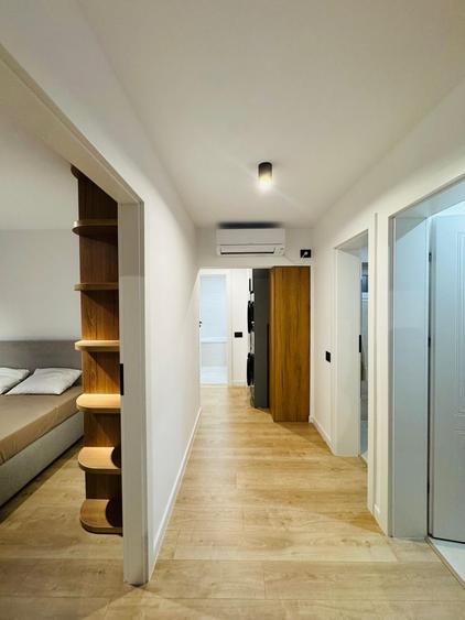 Apartament cu 3 camere decomandat, mobilat în Nerva Traian