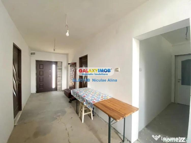 Casă cu 6 camere cu Teren 500 Mp în Budești
