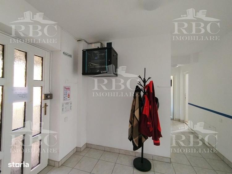 Apartament cu 4 camere în Central