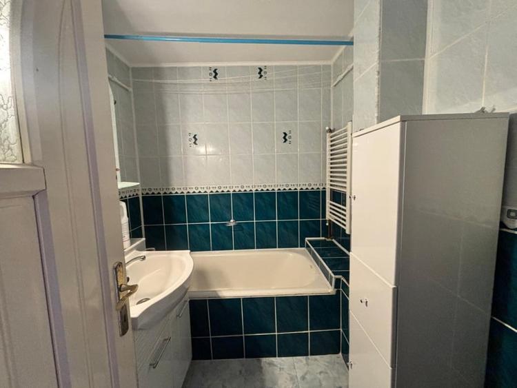 Apartament cu 4 camere decomandat, mobilat în Ștefan cel Mare