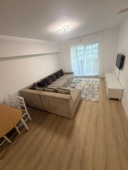 Apartament cu 2 camere decomandat în Drumul Taberei