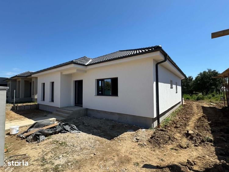 Casă cu 3 camere în Central