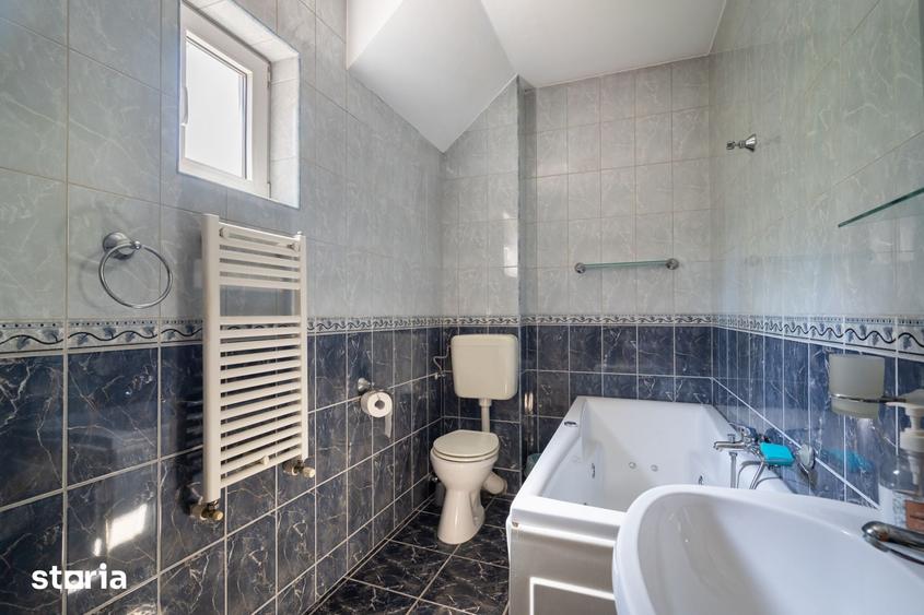 Casă cu 6 camere cu Teren 380 Mp în Berceni
