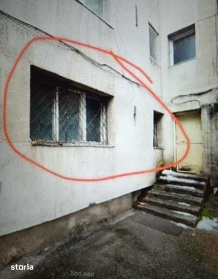 Apartament parter spatios 3 camere . - 1