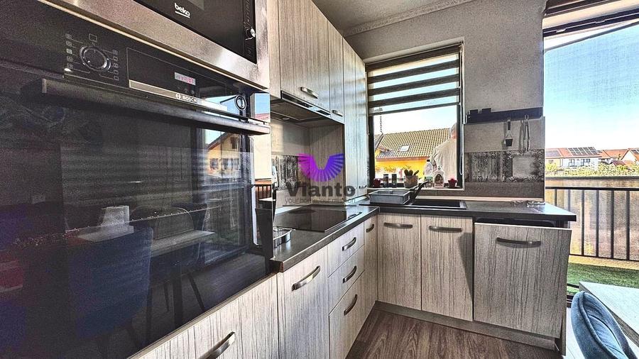 Apartament cu 3 camere decomandat, mobilat în Șelimbăr