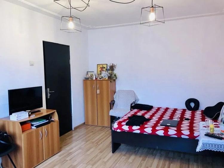 Apartament cu 2 camere semidecomandat, mobilat în Tudor Vladimirescu