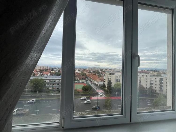 Apartament cu 2 camere decomandat în Centrul Civic