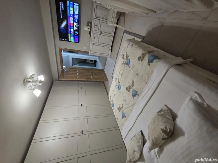 Casă cu 6 camere cu Teren 300 Mp în Nord
