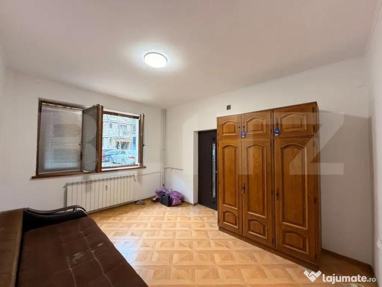 Garsonieră în Brazda lui Novac
