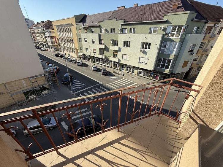Ofer apre inchiriere Apartament 2 Camere Ultracentral - 8