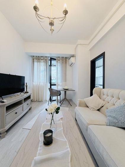 Apartament cu 2 camere semidecomandat în Galata