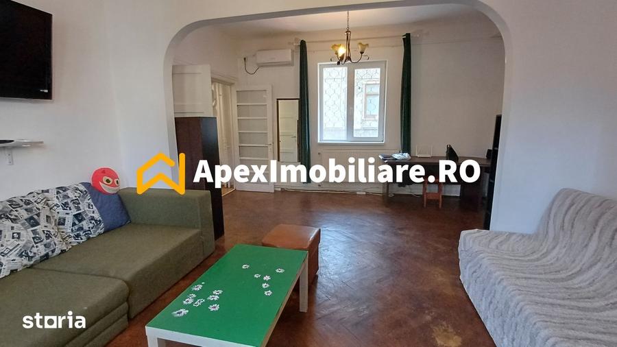Apartament cu 2 camere semidecomandat, mobilat în Victoriei