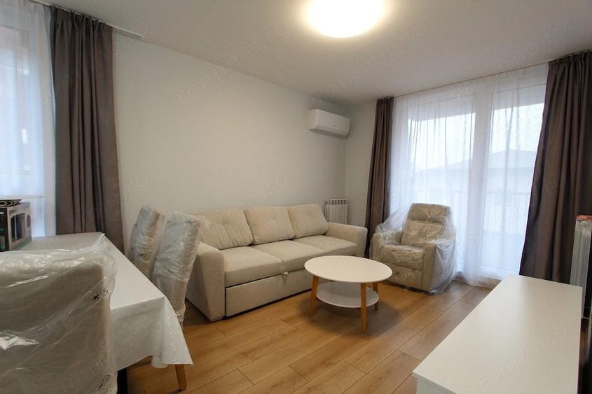 Apartament cu 2 camere semidecomandat în Gara de Nord