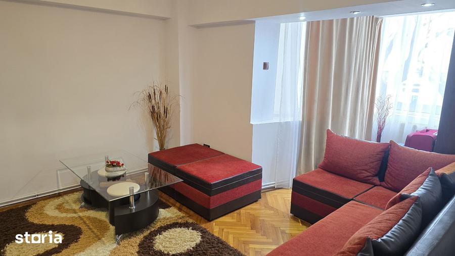 Vand apartament cu 3 camere Deva, etaj 1, din anul 2000, 157 mp, BOXA - 6