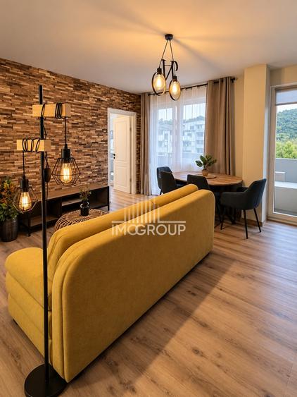 Apartament cu 3 camere decomandat, mobilat în Florești