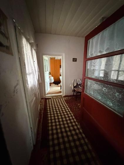 Casă cu 3 camere cu Teren 2500 Mp în Sălcioara