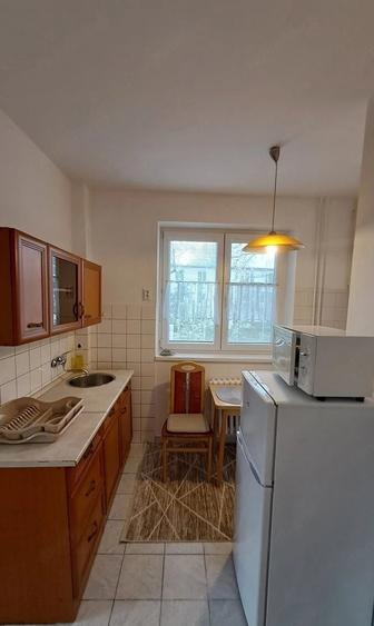 Garsonieră decomandată în Take Ionescu