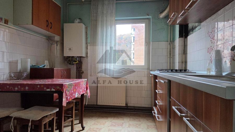 Apartament cu 2 camere decomandat, mobilat în Răcădău