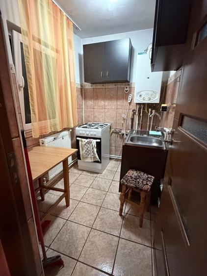 Garsonieră semidecomandată în Central