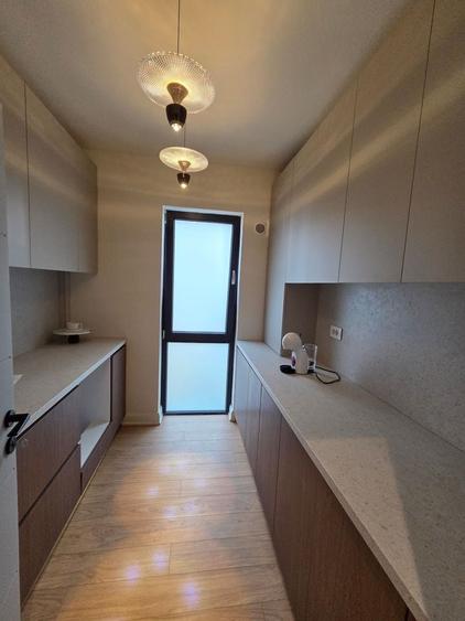 Apartament cu 2 camere semidecomandat în Chitila