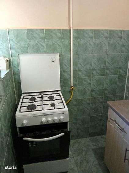 Garsonieră decomandată în Central