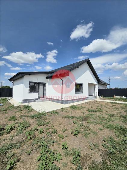 Casă cu 3 camere cu Teren 411 Mp în Valu lui Traian