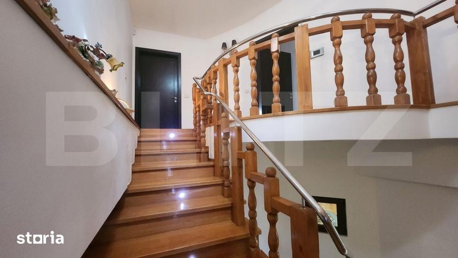 Casă cu 7 camere cu Teren 292 Mp în Central