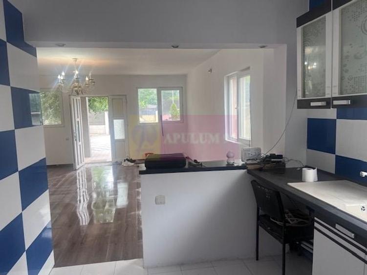 Casă individuală cu 3 camere cu Canalizare în Giurgiului