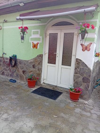 Casă cu 2 camere cu Teren 165 Mp în Central