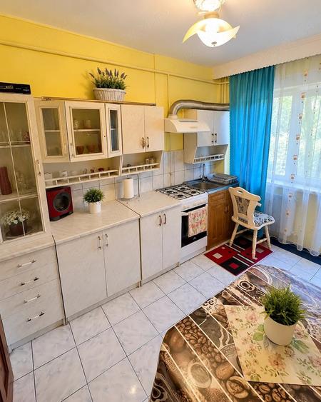 Apartament cu 2 camere decomandat în Radu Negru