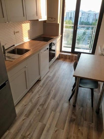 Apartament cu 2 camere decomandat, mobilat în Politehnica