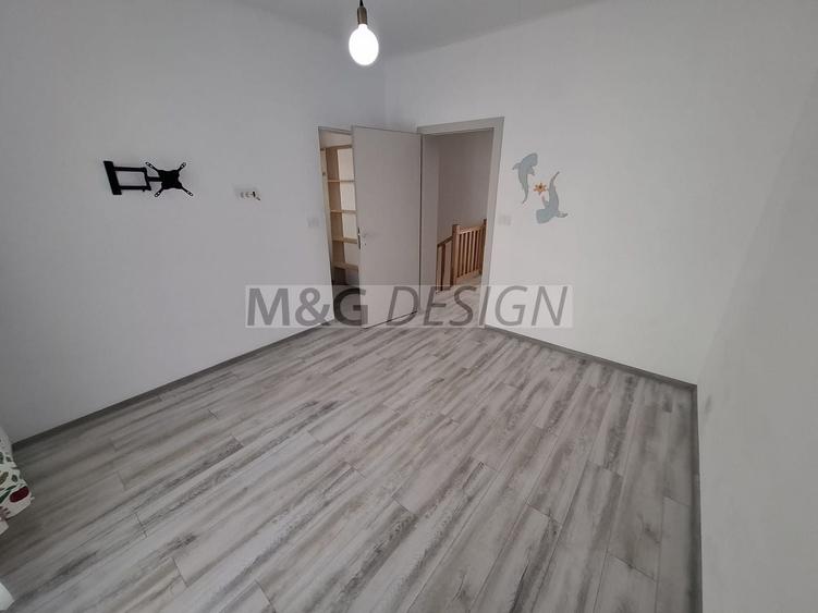 Casă cu 4 camere cu Canalizare în Giroc
