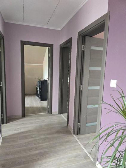 Casă cu 4 camere cu Teren 700 Mp în Exterior Vest
