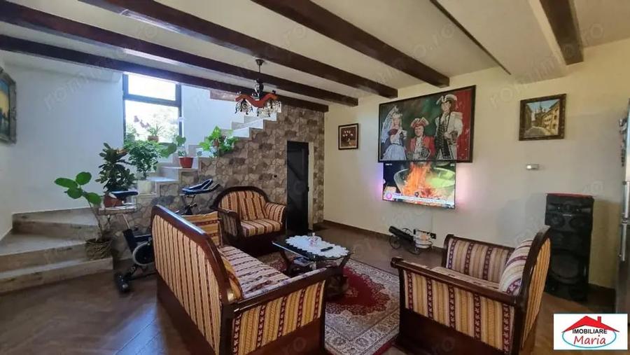 Casă cu Teren 1452 Mp în Lazuri