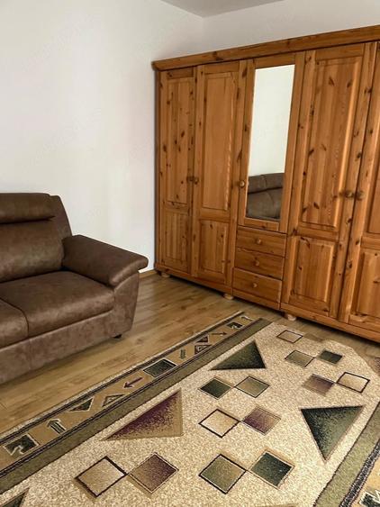 Casă cu 4 camere cu Teren 3261 Mp în Stâncești