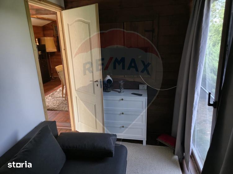 Casă cu 3 camere cu Teren 1268 Mp în Săpânța