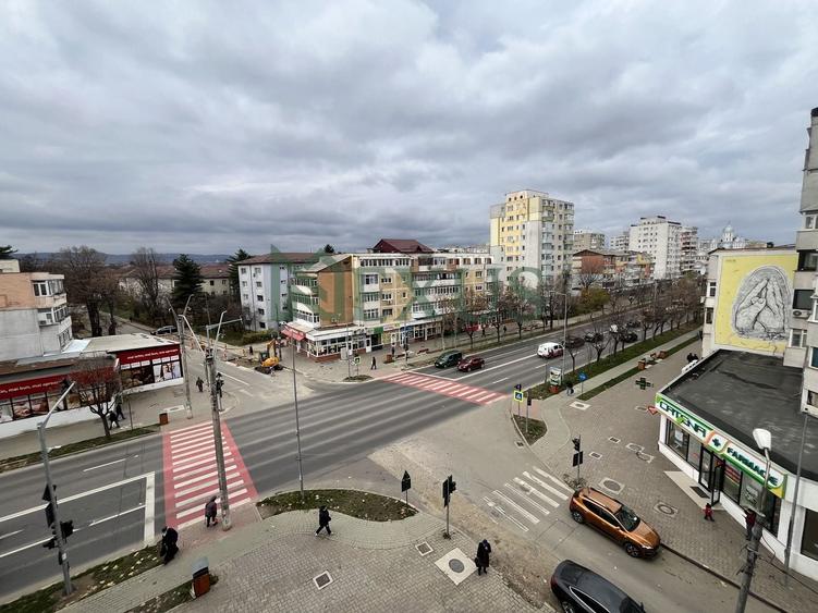 Apartament 2 camere de închiriat, Calea Republicii - 11