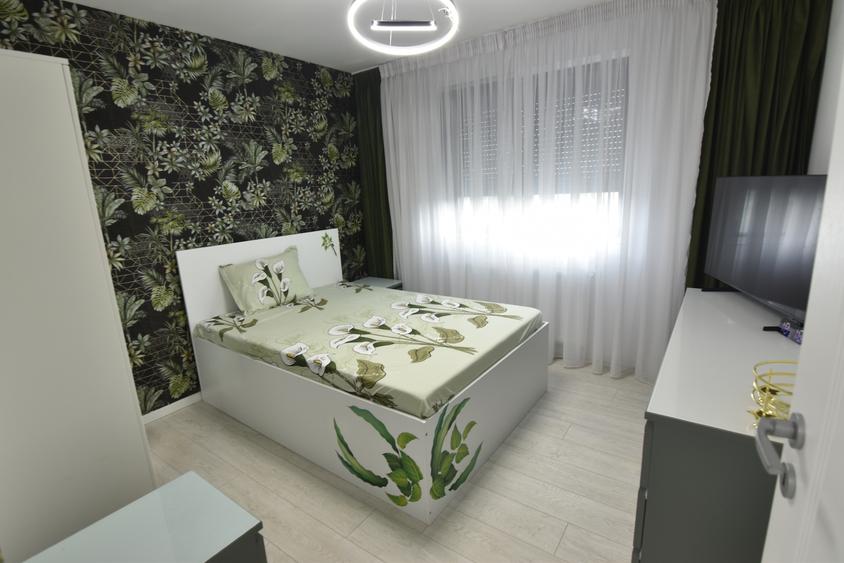 Duplex cu 4 camere cu Canalizare în Domnești