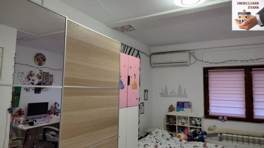 Casă cu 6 camere cu Teren 400 Mp în 13 Septembrie