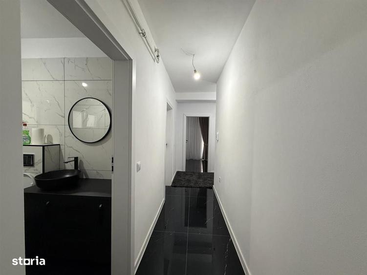 Apartament cu 3 camere decomandat în Trei Stejari