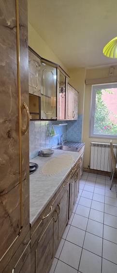 Apartament cu 2 camere semidecomandat în Centrul Civic