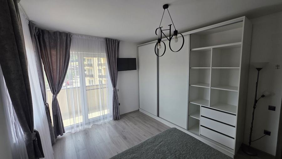 Apartament cu 2 camere decomandat în Florești