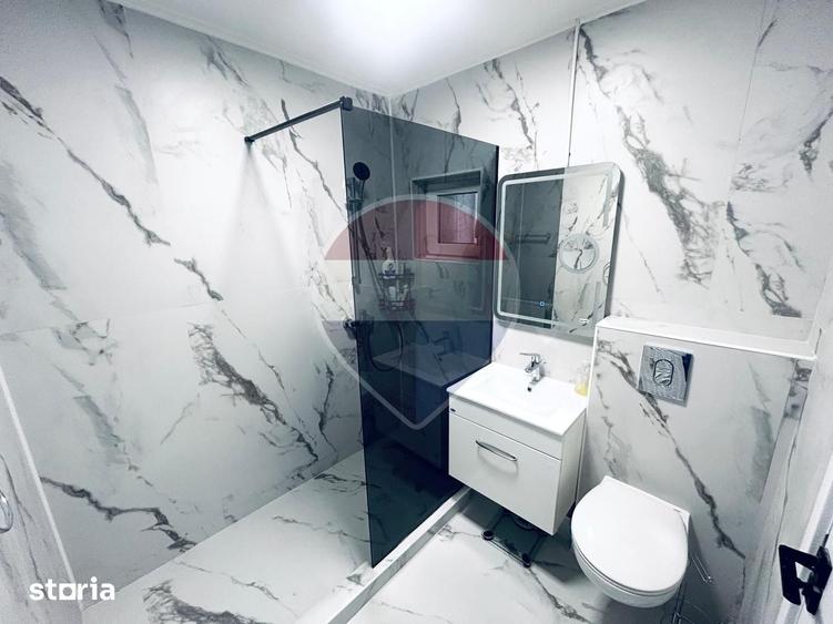 Apartament cu 3 camere decomandat în Grivița