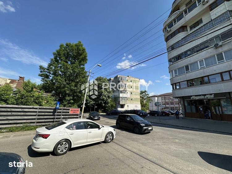 Apartament cu 3 camere decomandat în Păcurari — fotografia 1