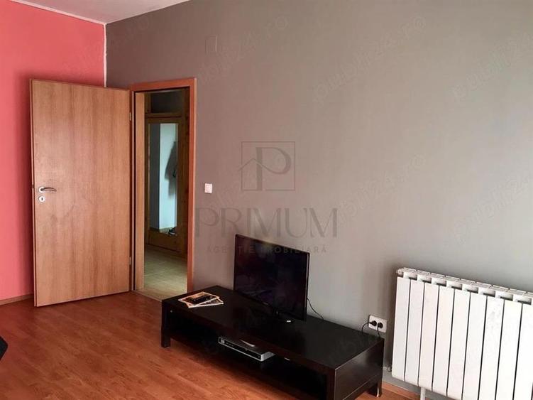 Garsonieră decomandată în Complex Studențesc