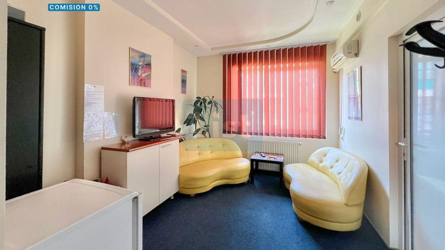 Spațiu comercial, de 67 mp, în Central