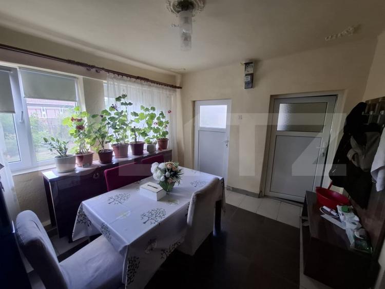 Casă cu 2 camere cu Teren 2880 Mp în Gelu