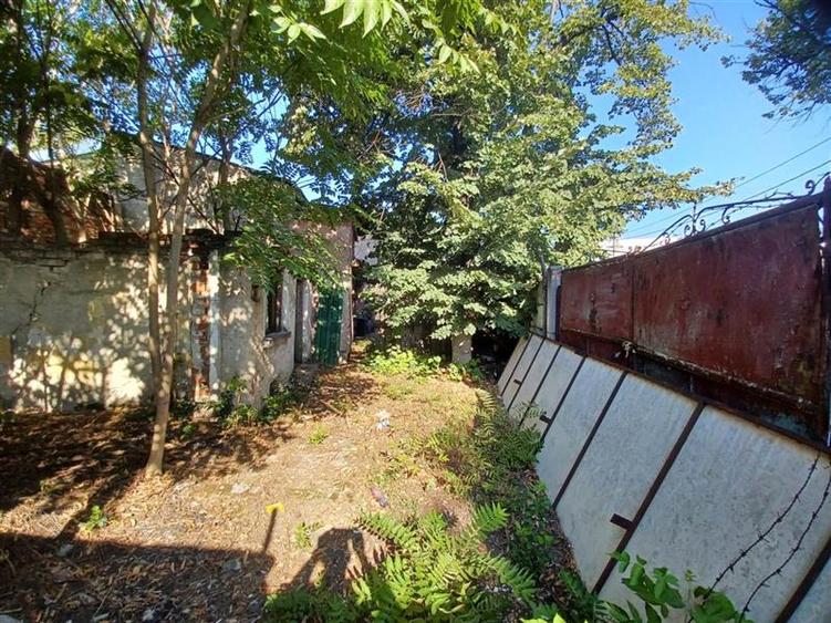 Teren Construcții intravilan de 321 mp, în Rahova