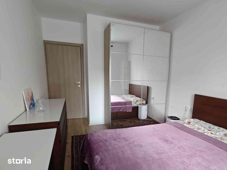 Apartament cu 3 camere, mobilat în Băneasa